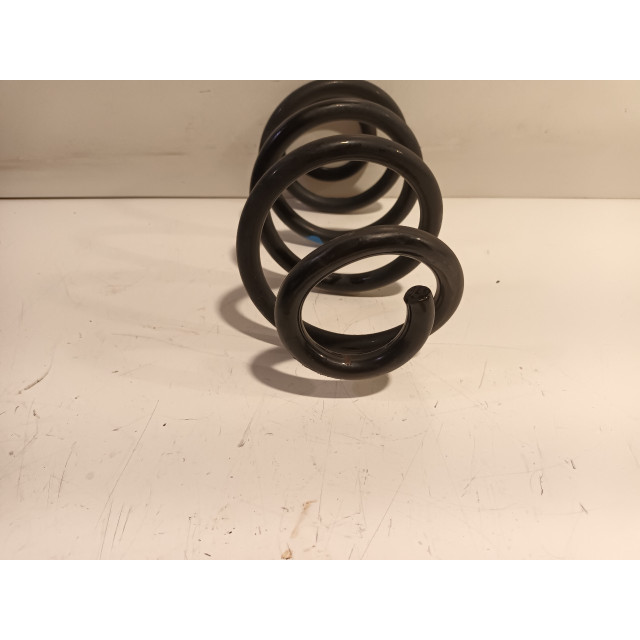 Coil spring rear left or right interchangeable Smart Fortwo Coupé (453.3) (2014 - present) Hatchback 3-drs 0.9 TCE 12V (M281.910)