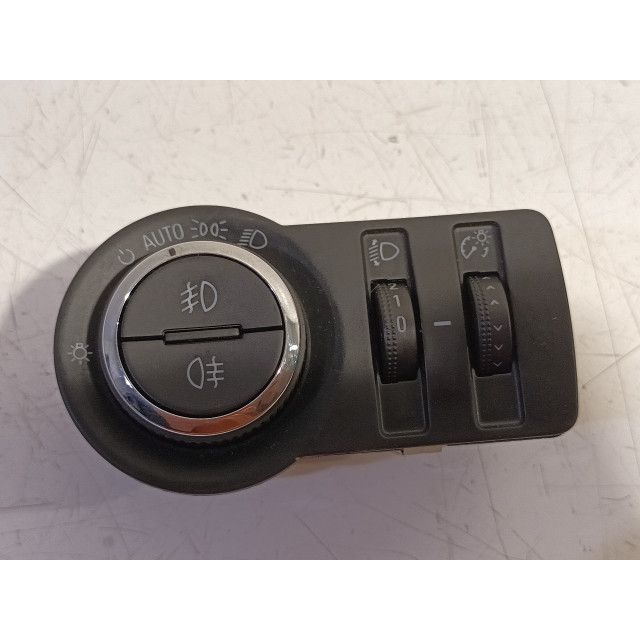 Light switch Vauxhall / Opel Astra J GTC (PD2/PF2) (2011 - 2018) Hatchback 3-drs 1.4 Turbo 16V ecoFLEX 140 (A14NET(Euro 5))
