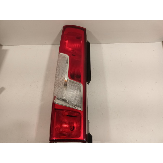 Taillight outside left Fiat Ducato (250) (2006 - 2010) Ch.Cab/Pick-up 2.3 D 120 Multijet (F1AE0481D)