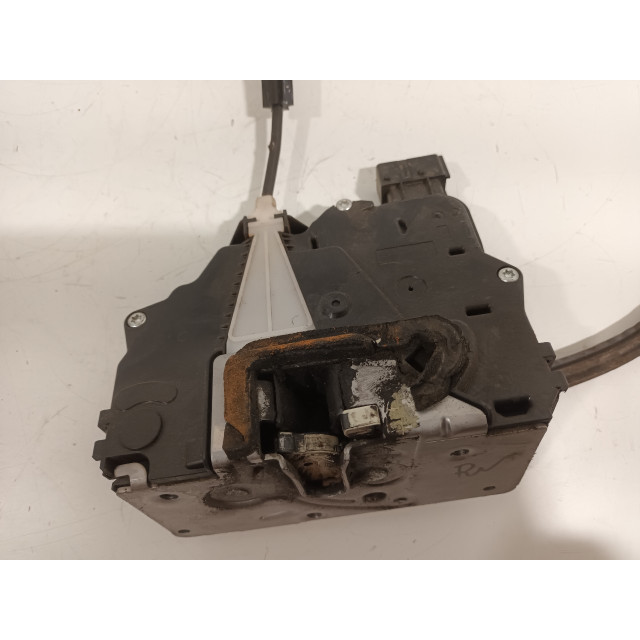 Locking mechanism door electric central locking front right Fiat Ducato (250) (2006 - 2010) Ch.Cab/Pick-up 2.3 D 120 Multijet (F1AE0481D)