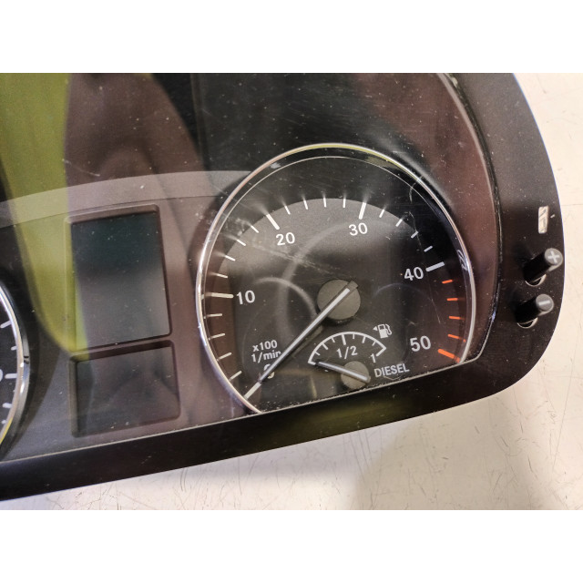Cockpit Mercedes-Benz Sprinter 3/5t (906.63) (2009 - 2016) Van 313 CDI 16V (OM651.957)