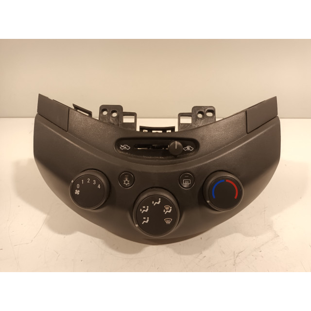 Heater control panel Daewoo/Chevrolet Spark (M300) (2010 - 2015) Hatchback 1.0 16V Bifuel (LMT)
