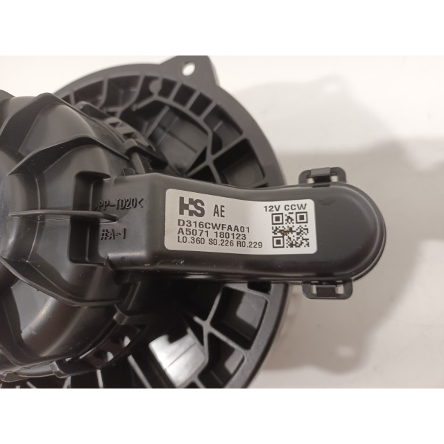 Heater fan motor Kia Niro I (DE) (2016 - 2022) SUV 1.6 GDI Hybrid (G4LE)