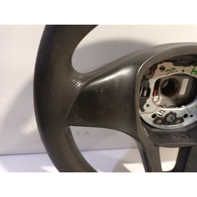 Steering wheel Mercedes-Benz Vito (447.6) (2014 - present) Van 1.6 109 CDI 16V (OM622.951(R9M-503))
