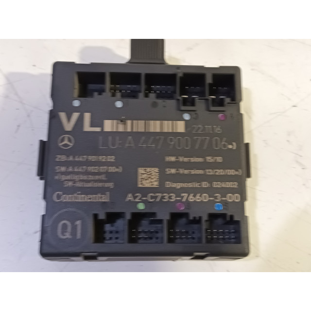 Control unit central locking Mercedes-Benz Vito (447.6) (2014 - present) Van 1.6 111 CDI 16V (OM622.951(R9M-503))