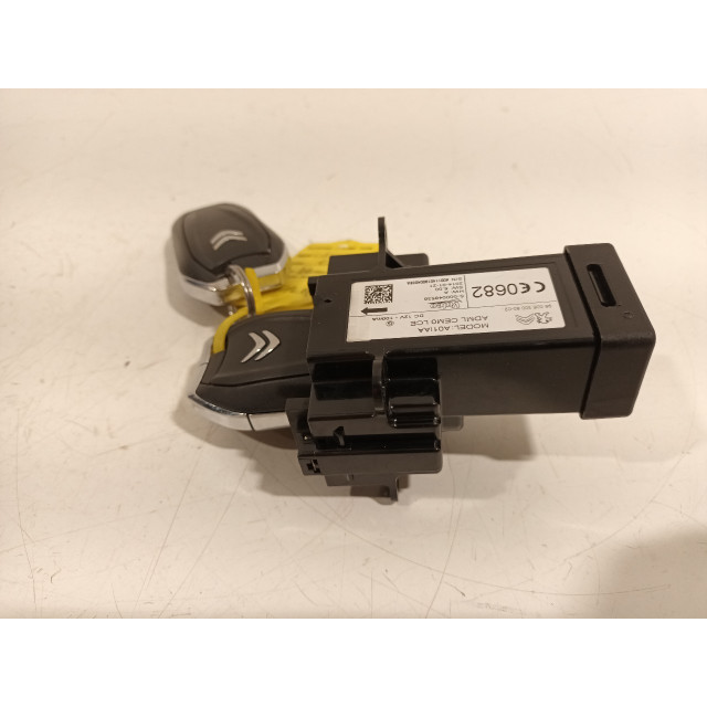 Ignition lock + key Citroën C4 Grand Picasso (3A) (2013 - 2018) MPV 1.6 HDiF, Blue HDi 115 (DV6C(9HC))