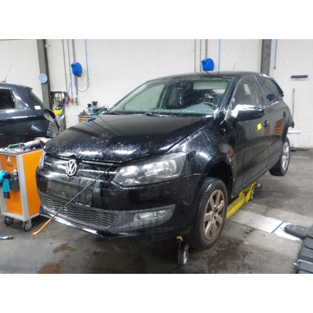 Bonnet Volkswagen Polo V (6R) (2009 - 2014) Hatchback 1.2 TDI 12V BlueMotion (CFWA(Euro 5))