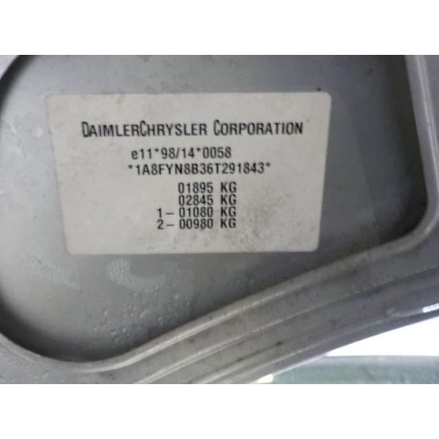 Seatbelt left front Chrysler PT Cruiser (2005 - 2010) Hatchback 2.4 16V (S)