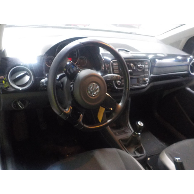 Navigation system Volkswagen Up! (121) (2011 - 2020) Hatchback 1.0 12V 60 (CHYA)