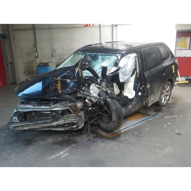 Seatbelt centre rear Mitsubishi Outlander (GF/GG) (2014 - present) SUV 2.0 16V PHEV 4x4 (4B11)
