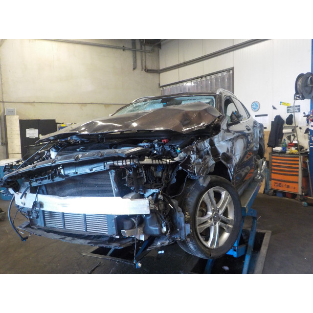 Handbrake release Mercedes-Benz GLA (156.9) (2013 - 2019) SUV 2.0 250 Turbo 16V 4-Matic (M270.920(Euro 6))