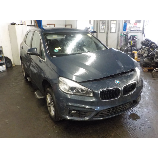 Camera front BMW 2 serie Active Tourer (F45) (2013 - 2021) MPV 218d 2.0 TwinPower Turbo 16V (B47-C20A(Euro 6))