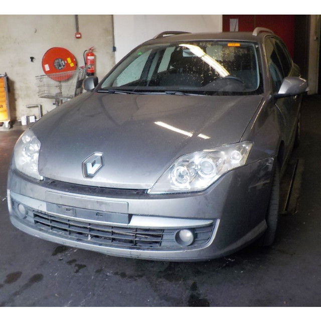 Ignition Renault Laguna III Estate (KT) (2007 - 2015) Combi 5-drs 2.0 dCi 16V 130 (M9R-744)