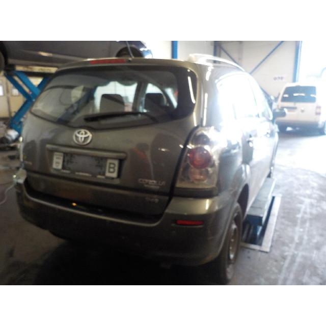 Curtain airbag left Toyota Corolla Verso (R10/11) (2005 - 2009) MPV 2.2 D-4D 16V (2AD-FTV(Euro 4))