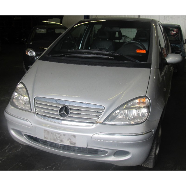 Front windscreen wiper motor Mercedes-Benz A (W168) (2001 - 2004) Hatchback 1.7 A-170 CDI 16V (OM668.942)