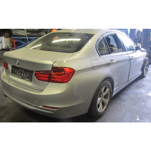 Gas strut set rear BMW 3 serie (F30) (2012 - 2015) Sedan 318d 2.0 16V (N47-D20C)