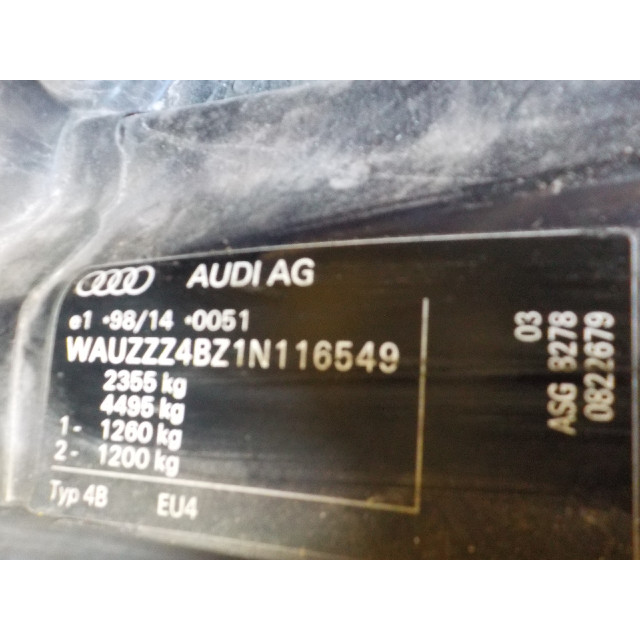 Starter motor Audi A6 Avant Quattro (C5) (1998 - 2005) A6 Avant (C5) Combi 4.2 V8 40V Quattro (ASG)