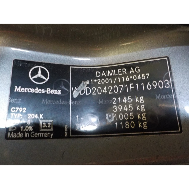 Door handle front right Mercedes-Benz C Estate (S204) (2007 - 2009) Combi 2.2 C-200 CDI 16V . (OM646.811)