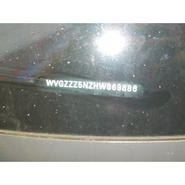 Wiper mechanism front Volkswagen Tiguan (AD1) (2016 - 2019) SUV 2.0 TDI 16V BlueMotion Technology SCR (DFGC)