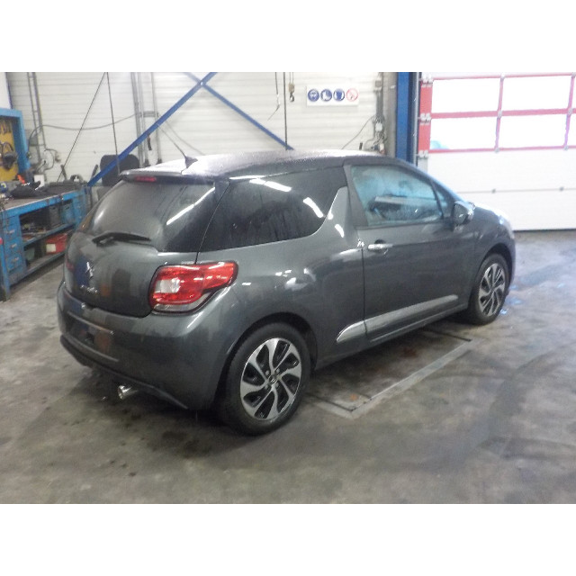 Strut front right Citroën DS3 (SA) (2009 - 2015) Hatchback 1.6 e-HDi (DV6DTED(9HP))