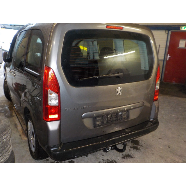 Front windscreen wiper motor Peugeot Partner Tepee (7A/B/C/D/E/F/G/J/P/S) (2008 - 2012) MPV 1.6 HDI 90 16V Phase 1 (DV6ATED4(9HX))