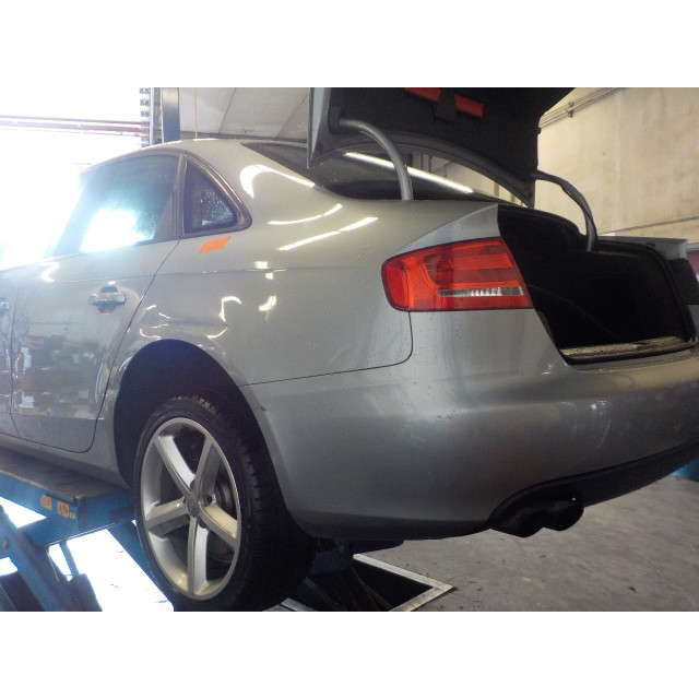 Gearbox manual Audi A4 (B8) (2008 - 2015) A4 Sedan 2.0 TFSI 16V (CDNB)