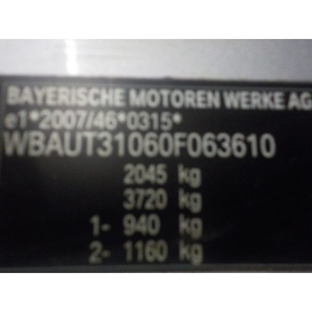 Headlamp grille left BMW 3 serie Touring (E91) (2007 - 2013) Combi 318d 16V (N47-D20A)
