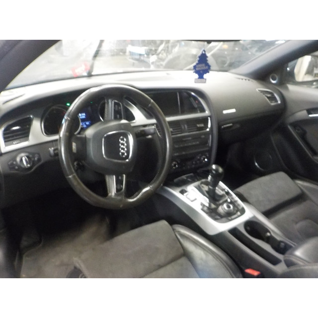 Heater control panel Audi A5 (8T3) (2007 - 2012) A5 (B8C/S) Coupé 2.7 TDI V6 24V (CAMA)