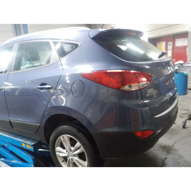 Gas strut set rear Hyundai iX35 (LM) (2010 - 2015) SUV 1.7 CRDi 16V (D4FD)