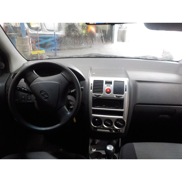 Gearbox manual Hyundai Getz (2005 - 2009) Hatchback 1.5 CRDi 16V (D4FAL)