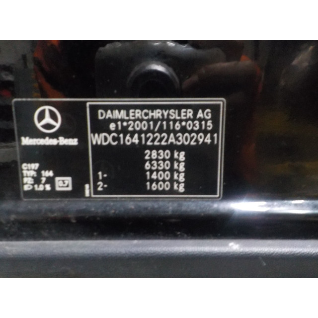 Tailgate Mercedes-Benz ML II (164/4JG) (2005 - 2009) SUV 3.0 ML-320 CDI 4-Matic V6 24V (OM642.940)