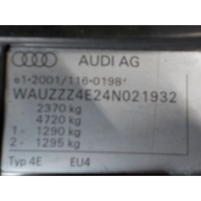 Driveshaft front right Audi A8 (D3) (2002 - 2006) Sedan 3.7 V8 40V Quattro (BFL)