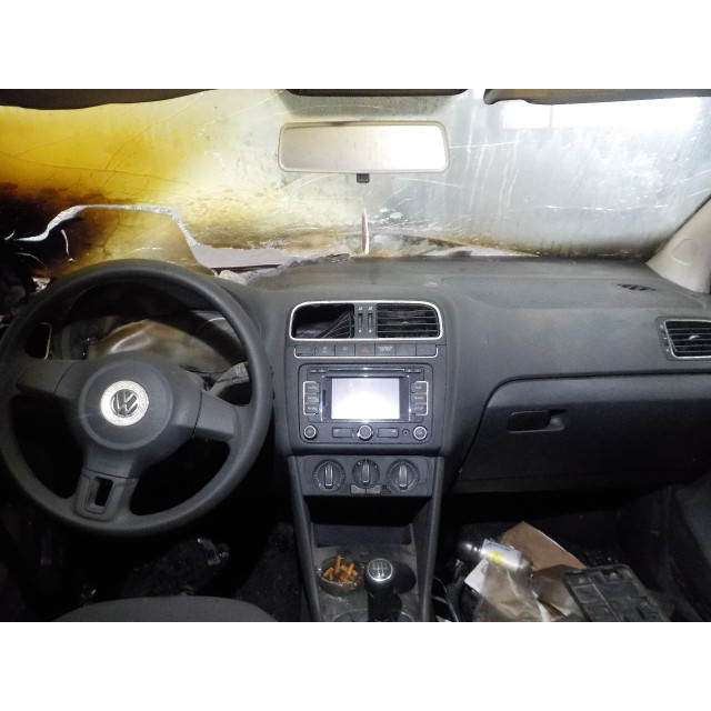 Airbag steering wheel Volkswagen Polo V (6R) (2009 - 2012) Polo (6R) Hatchback 1.2 12V (CGPA)