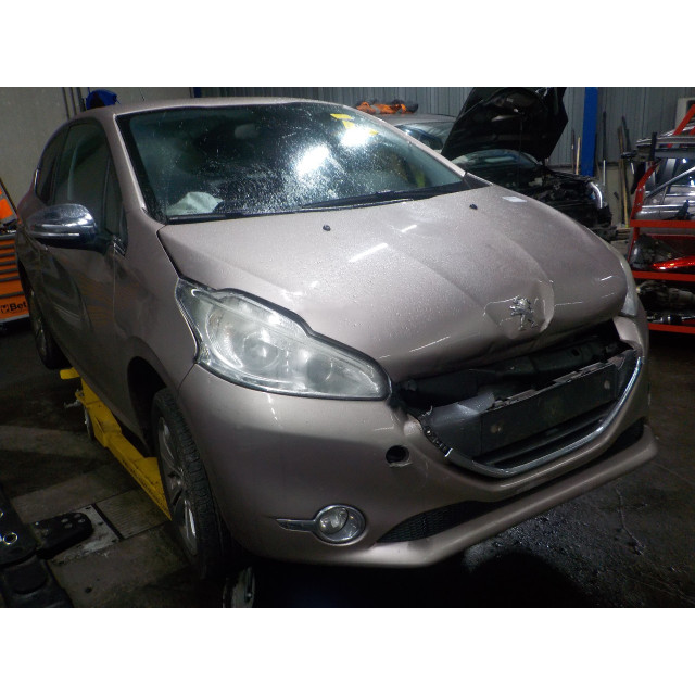 Driveshaft front left Peugeot 208 I (CA/CC/CK/CL) (2012 - 2019) Hatchback 1.6 Vti 16V (EP6C(5FS))