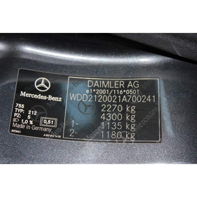 Upholstery miscellaneous Mercedes-Benz E (W212) (2009 - 2016) Sedan E-220 CDI 16V BlueEfficiency,BlueTEC (OM651.924(Euro 5)