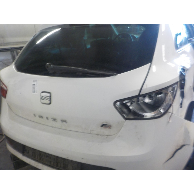Starter motor Seat Ibiza IV (6J5) (2009 - 2015) Hatchback 5-drs 1.6 TDI 105 (CAYC)