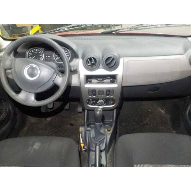 Gearbox manual Dacia Sandero I (BS) (2009 - 2012) Hatchback 1.4 LPG (K7J-714)