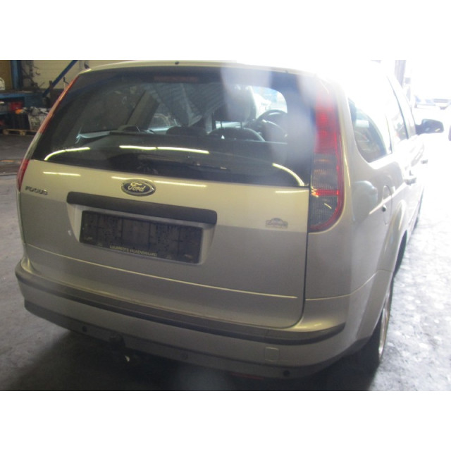 Locking mechanism door electric central locking front right Ford Focus 2 Wagon (2004 - 2011) Combi 1.6 16V (SHDC(Euro 5))