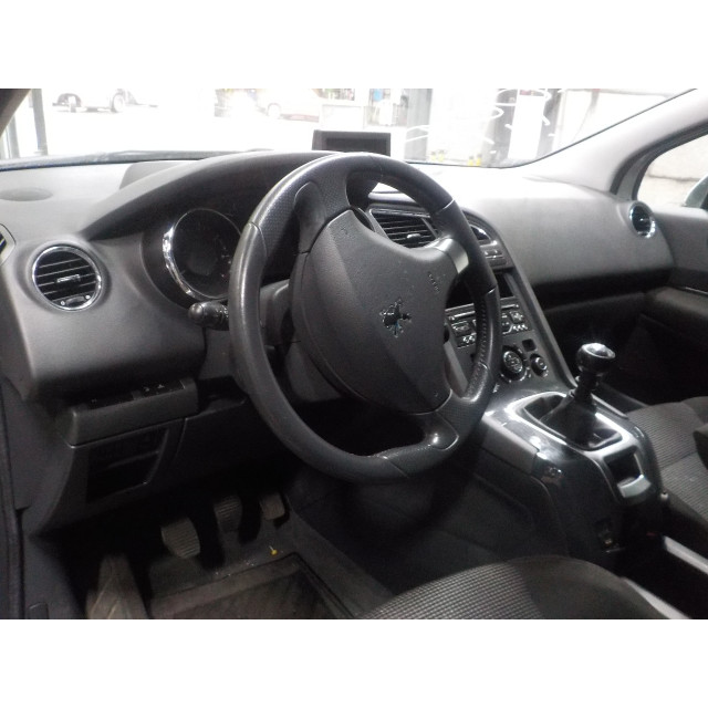Driveshaft front left Peugeot 5008 I (0A/0E) (2009 - 2017) MPV 1.6 THP 16V (EP6CDT(5FV))