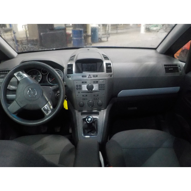 Locking mechanism door electric central locking front left Vauxhall / Opel Zafira (M75) (2005 - 2012) MPV 1.6 16V (Z16XE1(Euro 4))
