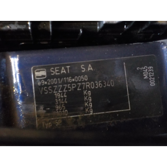 Bonnet Seat Toledo (5P2) (2004 - 2009) MPV 1.6 (BSE)
