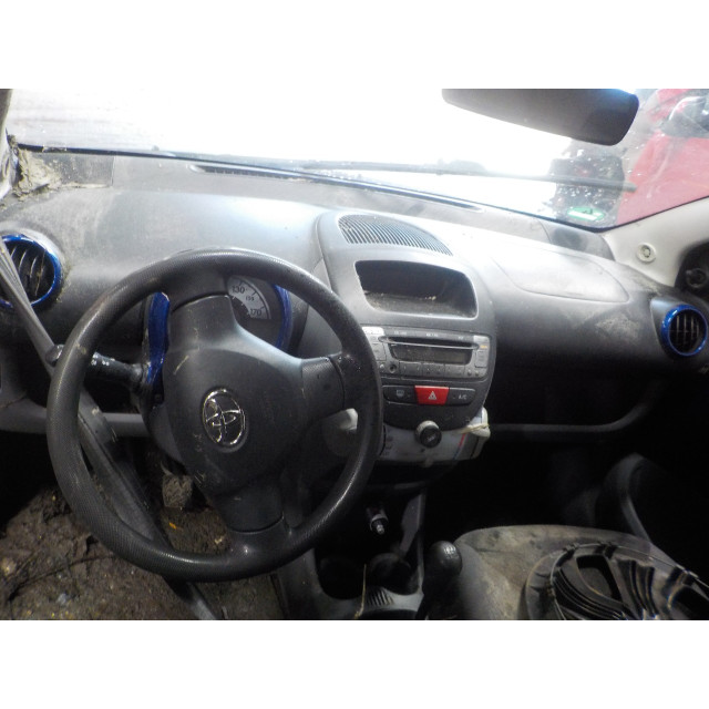 Air conditioning pump Toyota Aygo (B10) (2005 - 2014) Hatchback 1.0 12V VVT-i (1KR-FE)