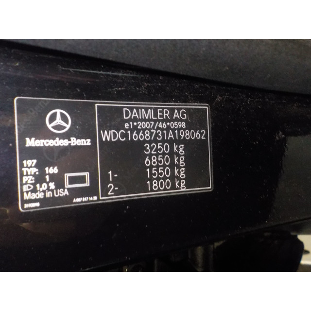 Boot lid switch Mercedes-Benz GL (X166) (2012 - 2015) SUV 4.7 GL 550 BlueEFFICIENCY V8 32V 4-Matic (M278.928(Euro 5))