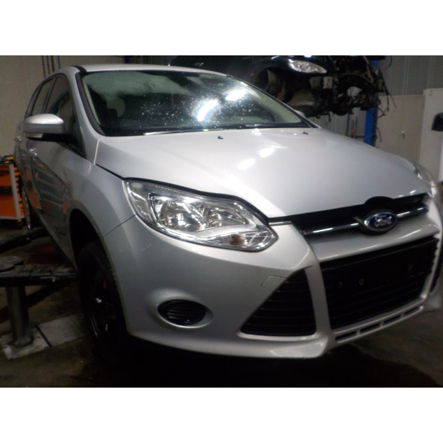 Door rear right Ford Focus 3 Wagon (2012 - 2018) Combi 1.6 TDCi ECOnetic (NGDB)