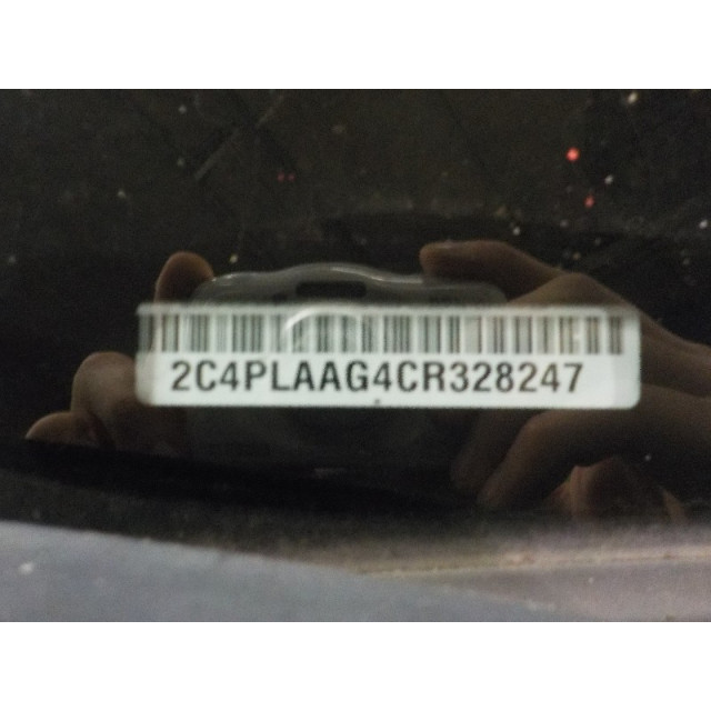 Seatbelt right front Lancia Voyager (RT) (2011 - 2014) MPV 3.6 V6 (ERB)