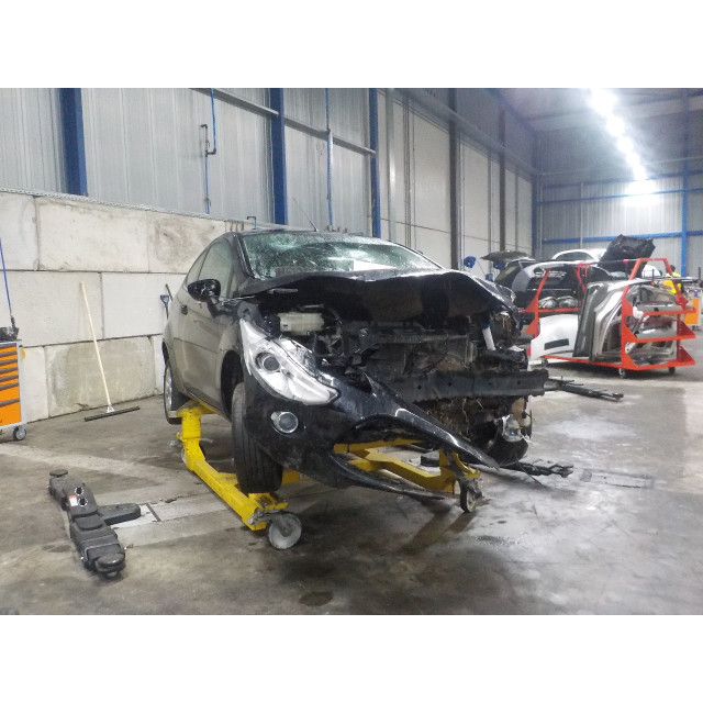 Suspension arm front right Ford Fiesta 6 (JA8) (2008 - 2017) Hatchback 1.6 16V Sport (RVJA(Euro 4))