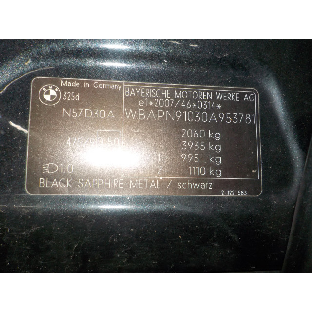 Headlight holder left BMW 3 serie (E90) (2010 - 2011) Sedan 325d 24V (N57-D30A)