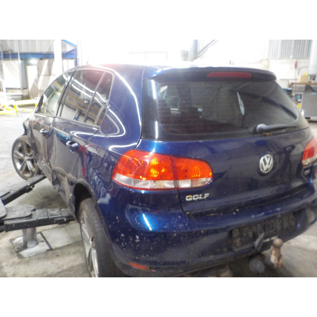 Bonnet left hinge Volkswagen Golf VI (5K1) (2008 - 2012) Hatchback 1.4 TSI 122 16V (CAXA(Euro 5))