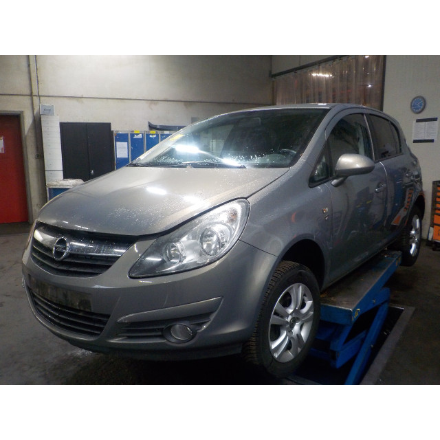 Radio Vauxhall / Opel Corsa D (2010 - 2014) Hatchback 1.3 CDTi 16V ecoFLEX (Z13DTE(Euro 4))