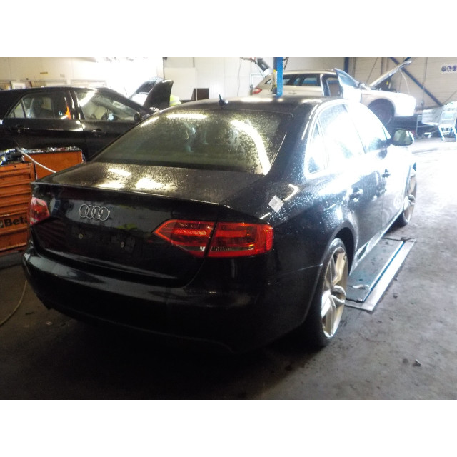 Gearbox manual Audi A4 (B8) (2008 - 2015) Sedan 1.8 TFSI 16V (CDHA(Euro 5))